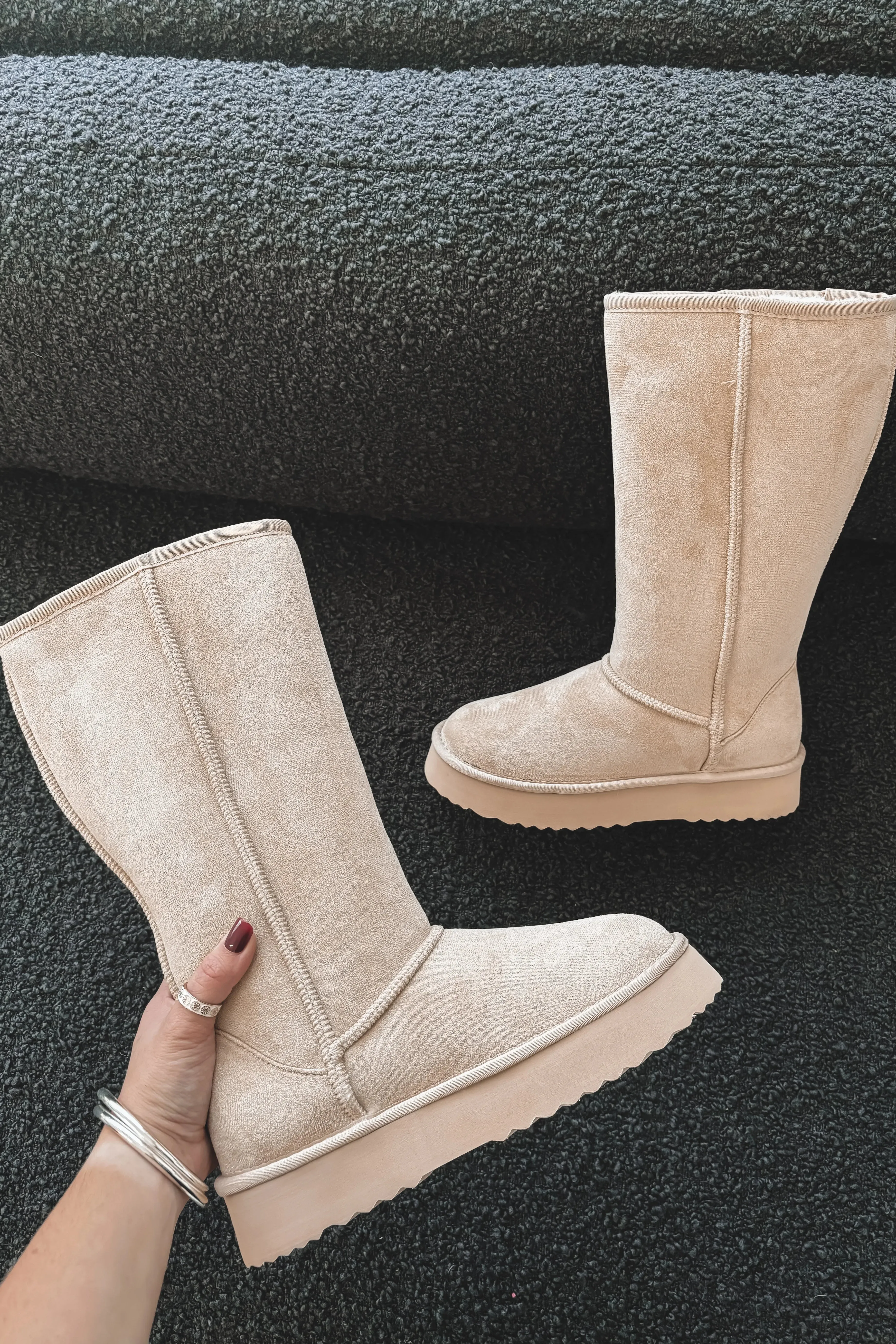 DEAL Matisse Ski Valley Knee High Fur Boots