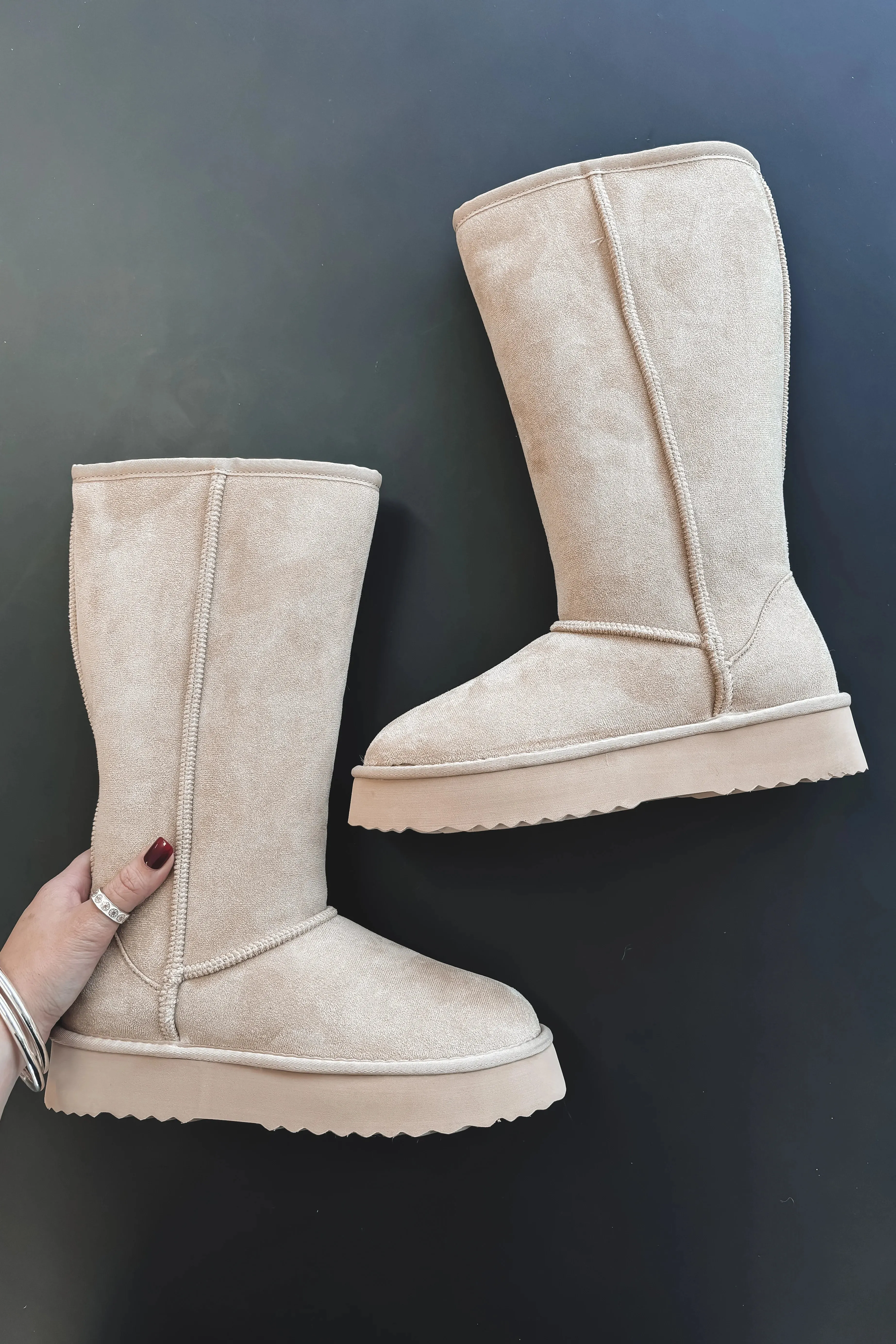 DEAL Matisse Ski Valley Knee High Fur Boots